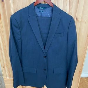 Men’s Perry Ellis Suit-Slim Fit